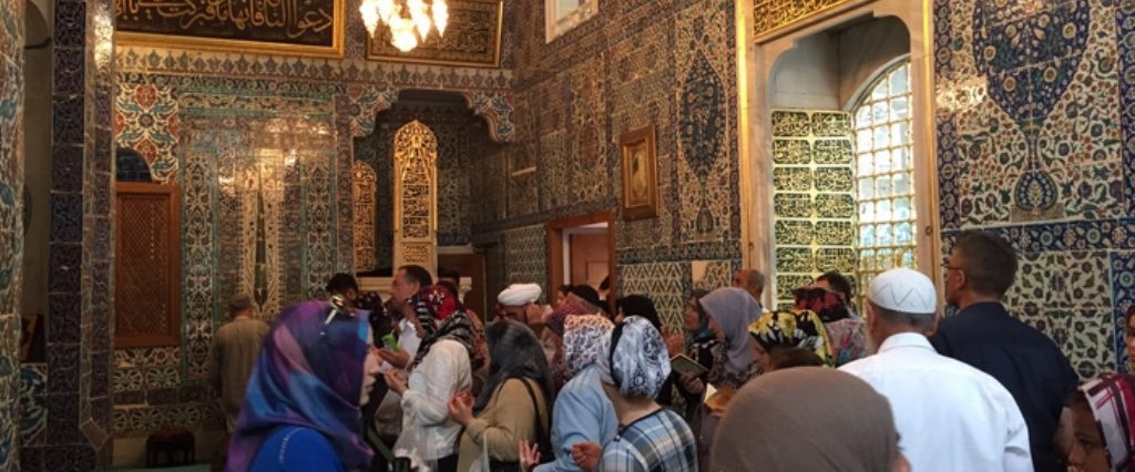 Muslim Islamic Sahaba Tombs Tour in Istanbul