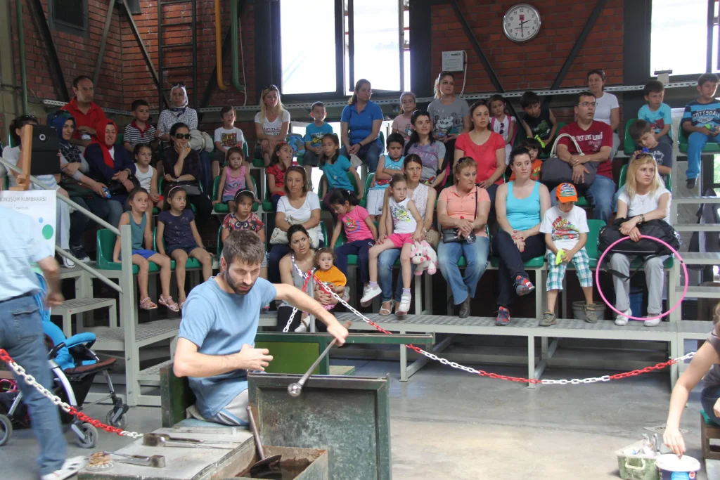 glass blowing workshop lesson istanbul